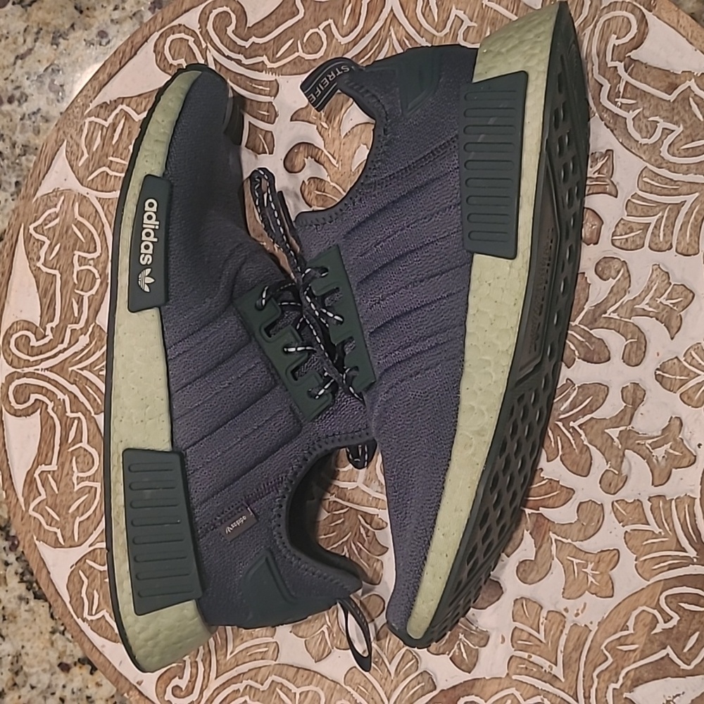 Adidas NMD_1 STLT Primeknit Running Shoe. Linen Green Men's Size 9.5. - Picture 3 of 10